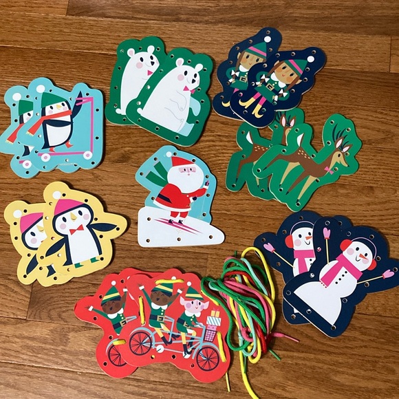 Wintertime & Christmas Lacing Shapes (set of 15) - Picture 1 of 11